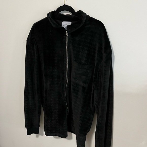 Urban Outfitters Black velour zip up - Picture 1 of 2